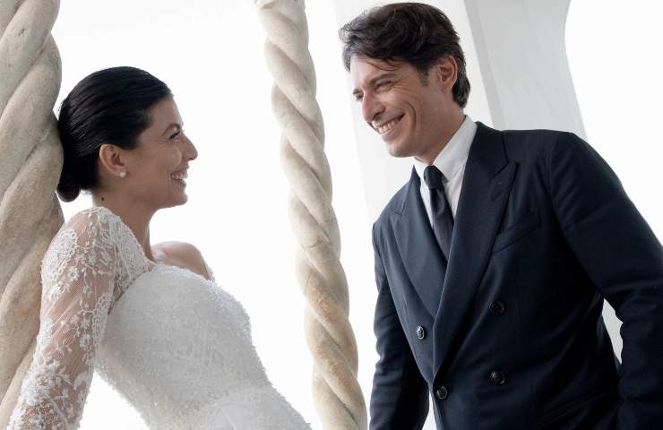 Alessandra Mastronardi: il giorno del suo matrimonio, sfoggia un look da dea 