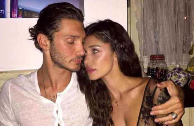 Belen Rodriguez e Stefano De Martino ristorante