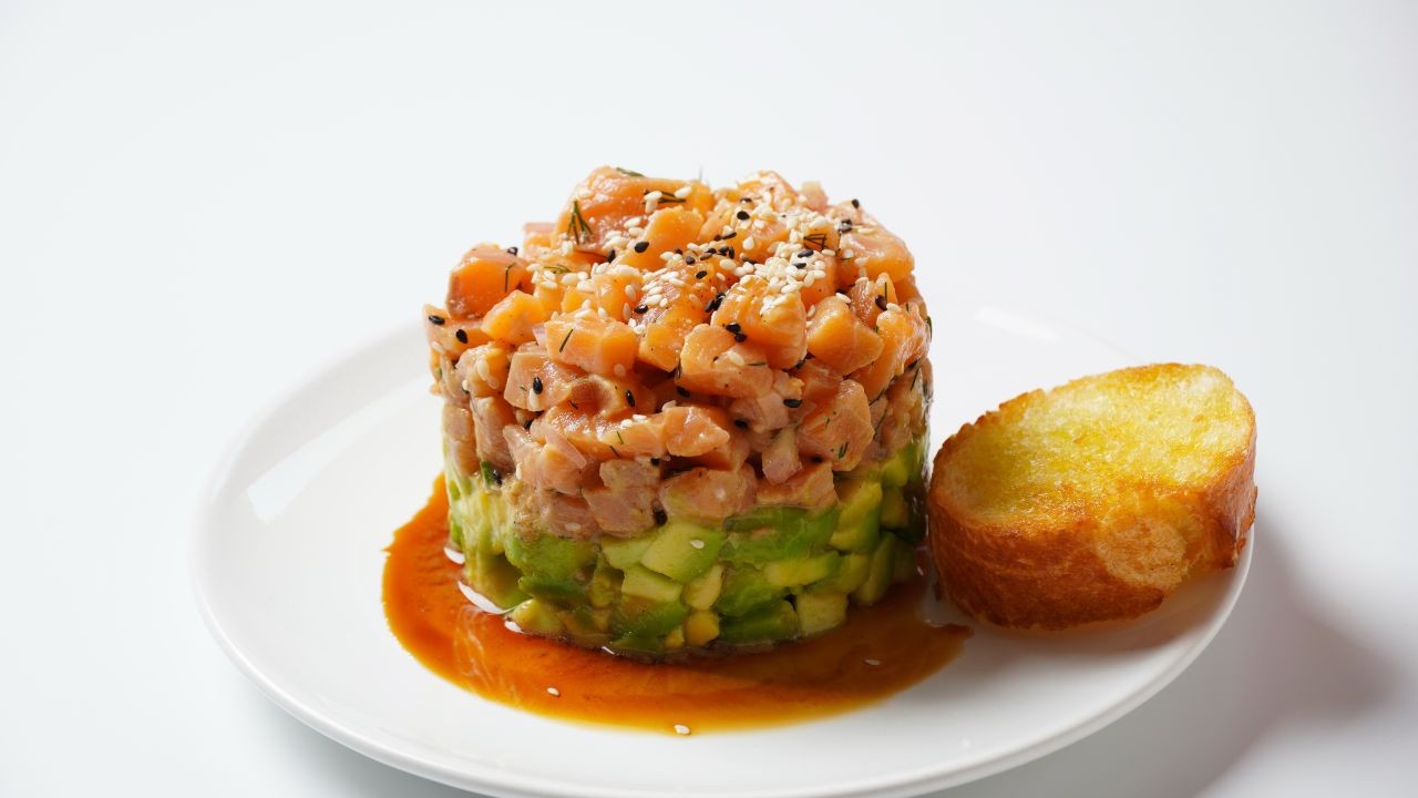 tartare tonno avocado salsa teriyaki