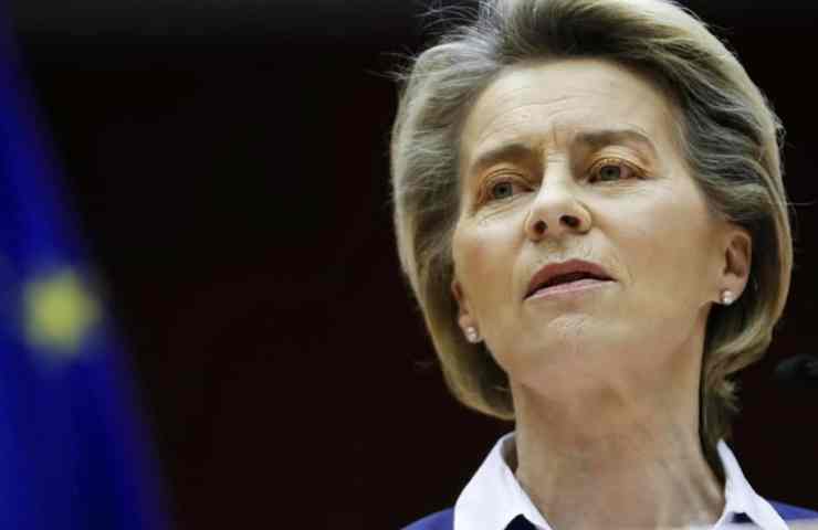 Ursula von der Leyen inamovibile sulla violenza contro le donne