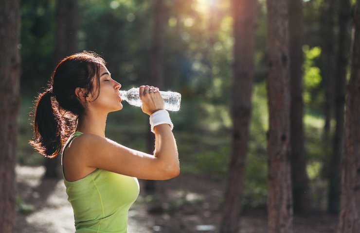 3 verità acqua frizzante