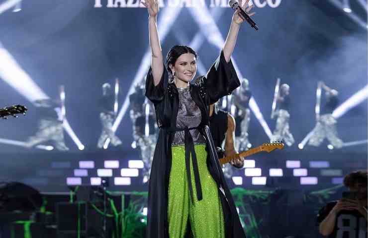 laura pausini vive a miami