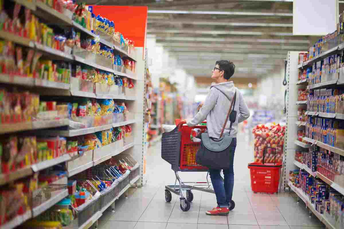 spesa supermercato prodotti in offerta